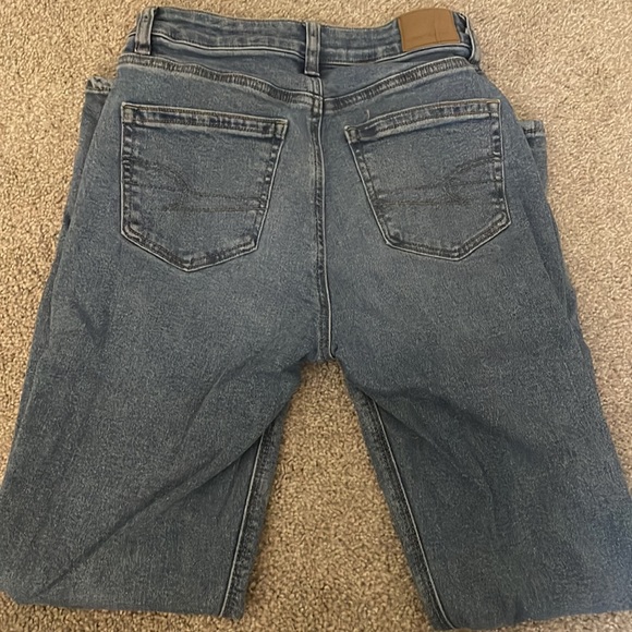 AMERICAN EAGLE MOM JEANS - Picture 8 of 8